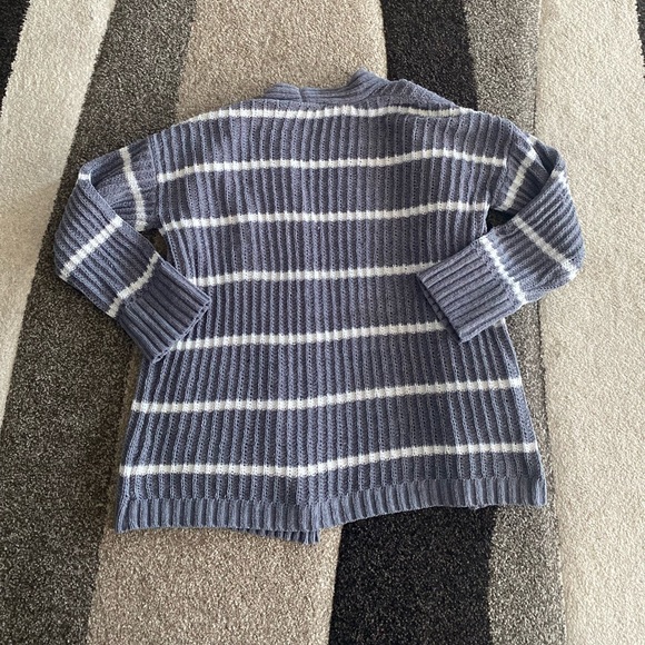 No Boundaries gray cardigan size XS - Picture 7 of 10